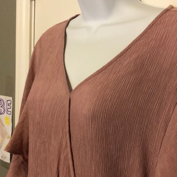 Ladies size medium mauve top - Picture 5 of 6